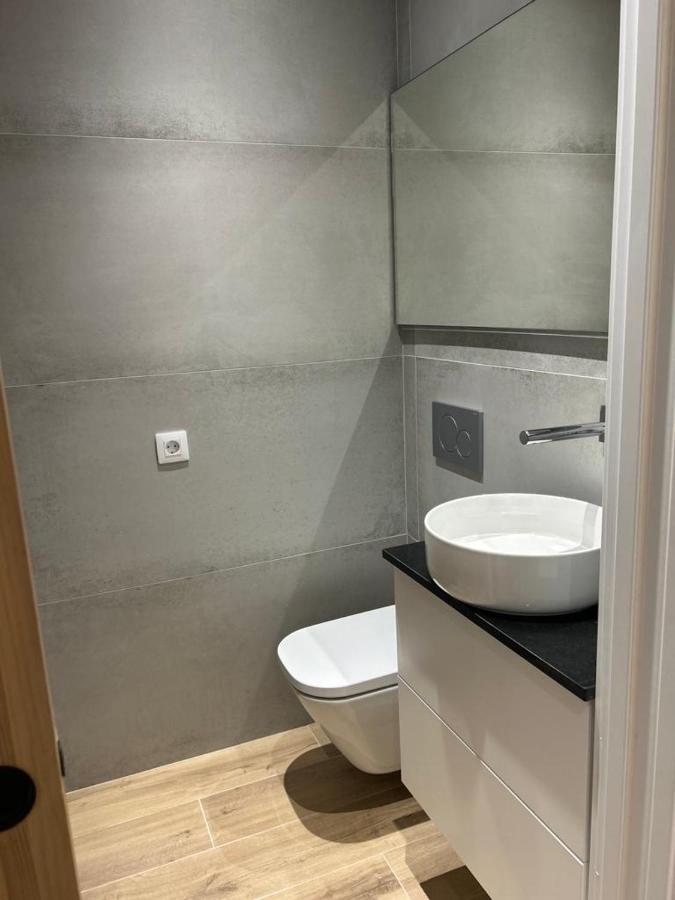 Apartamento Deluxe Casco Viejo บิลเบา ภายนอก รูปภาพ