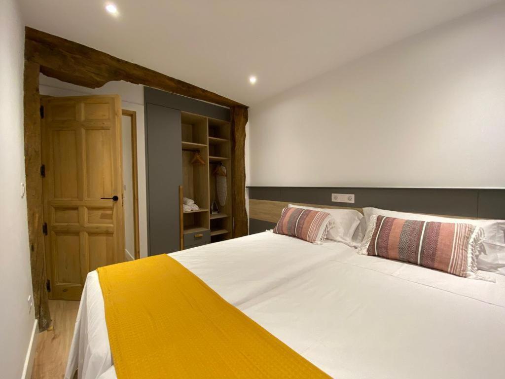 Apartamento Deluxe Casco Viejo บิลเบา ภายนอก รูปภาพ